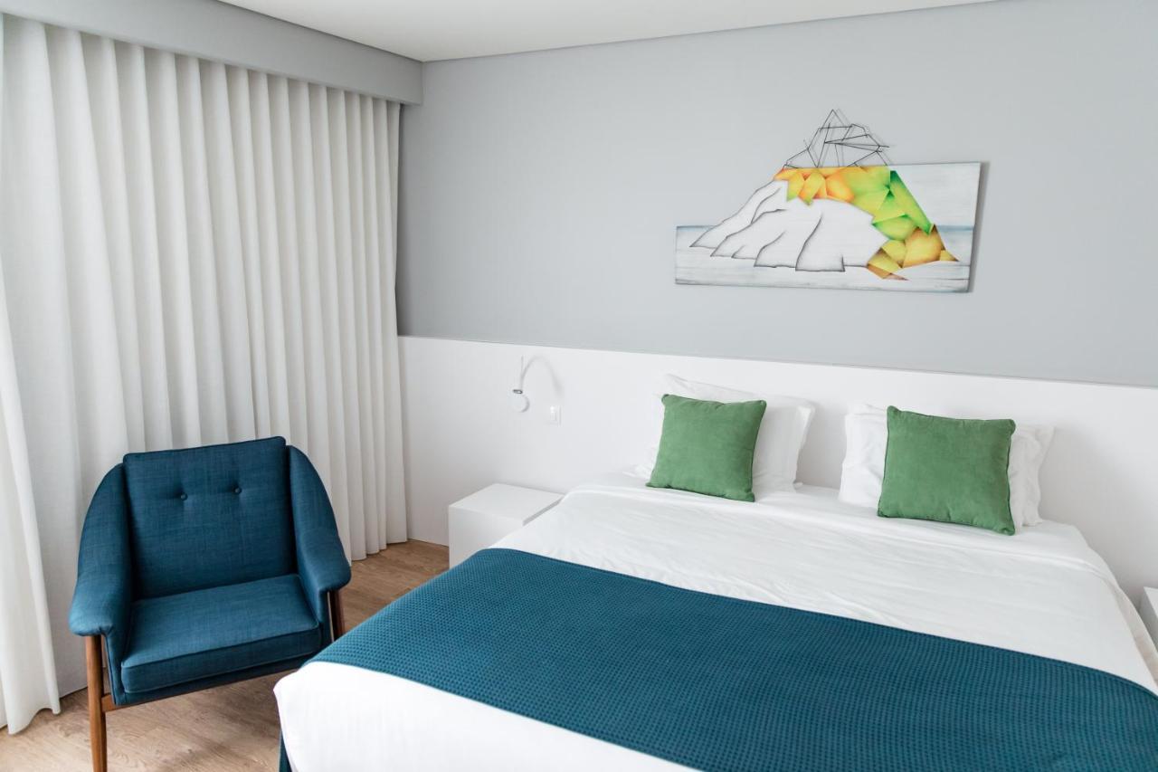 Ilha Hostel & Suites Ponta Delgada  Bagian luar foto