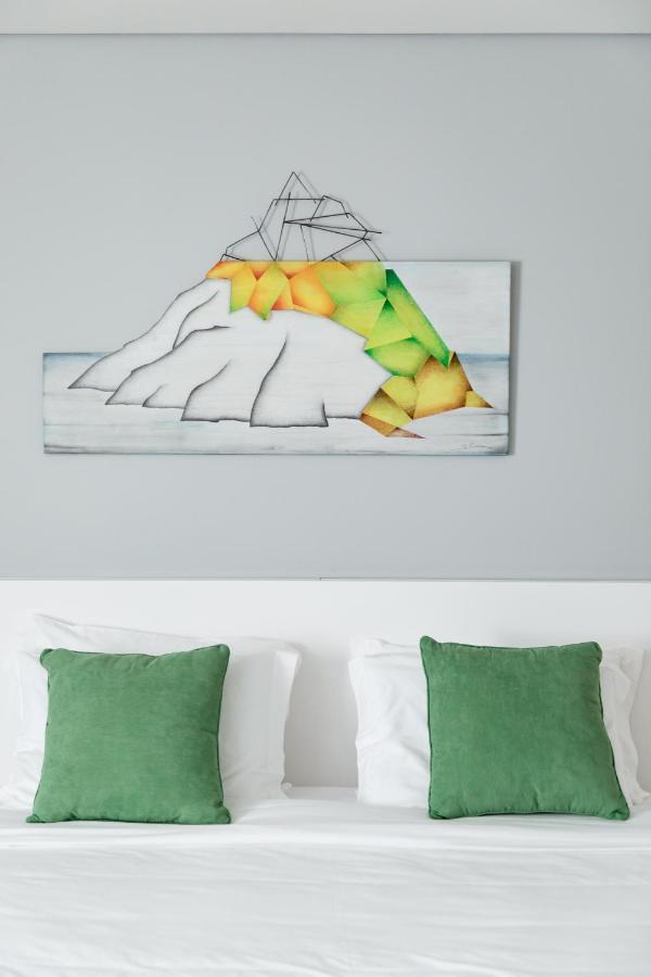Ilha Hostel & Suites Ponta Delgada  Bagian luar foto