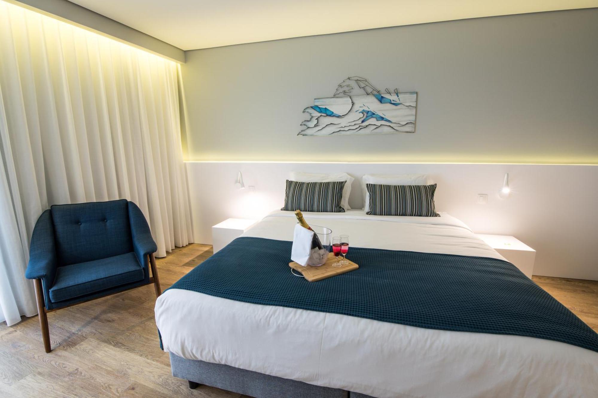 Ilha Hostel & Suites Ponta Delgada  Bagian luar foto